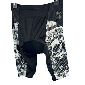 Men's Black and White Skull Graphic Athletic Shorts